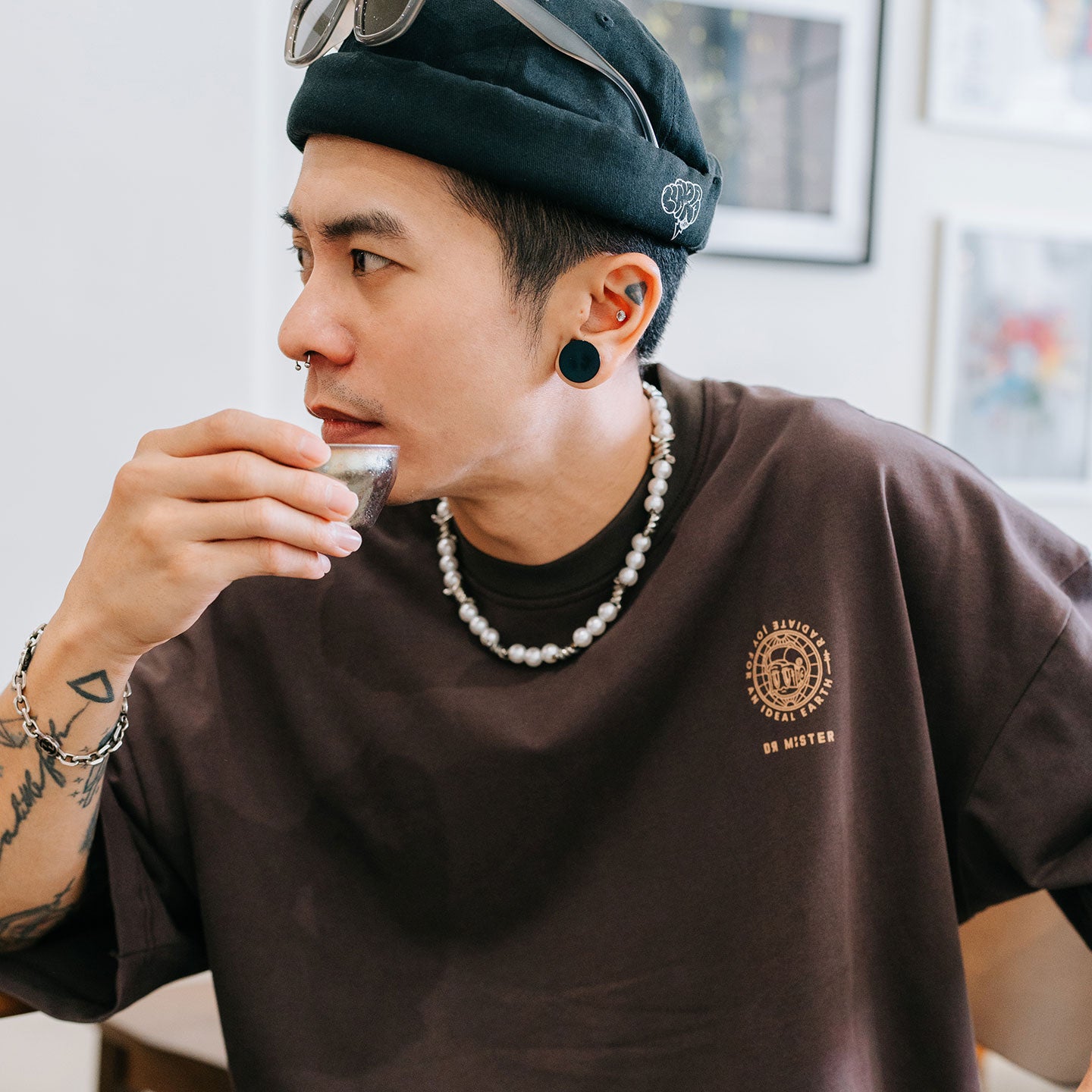 Globe Broad Tee