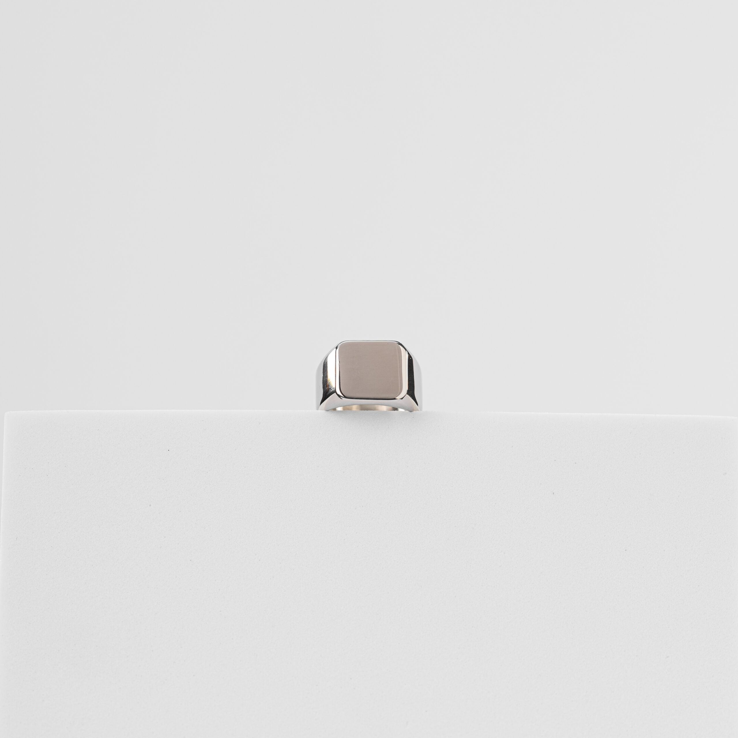 Plain Signet Ring (Silver)