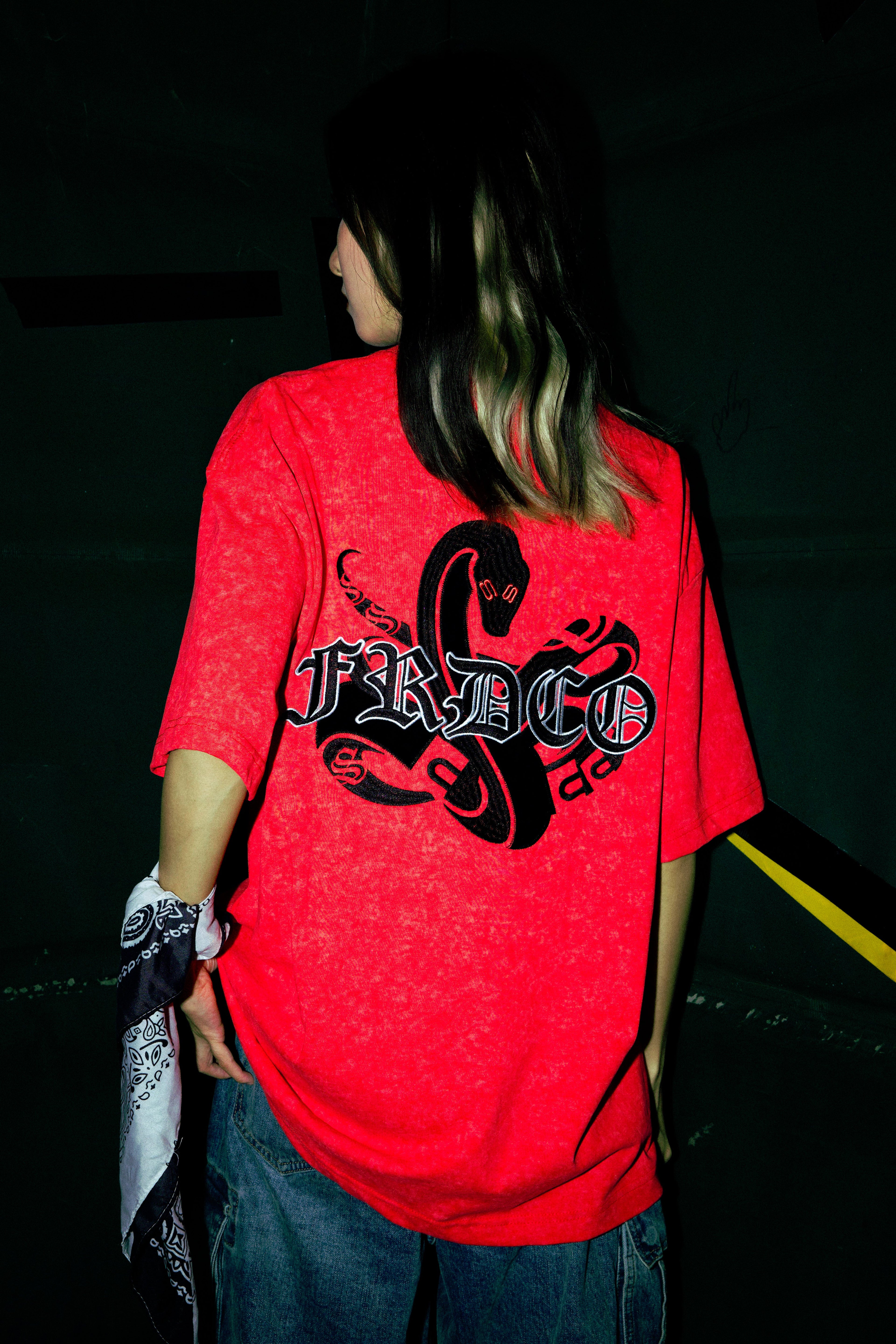 Triple S : Embroidery Snake Tee Red