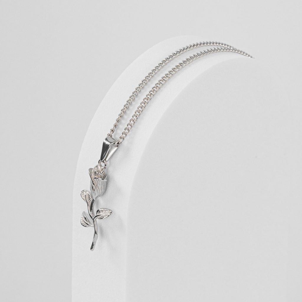 Rose Pendant (Silver)