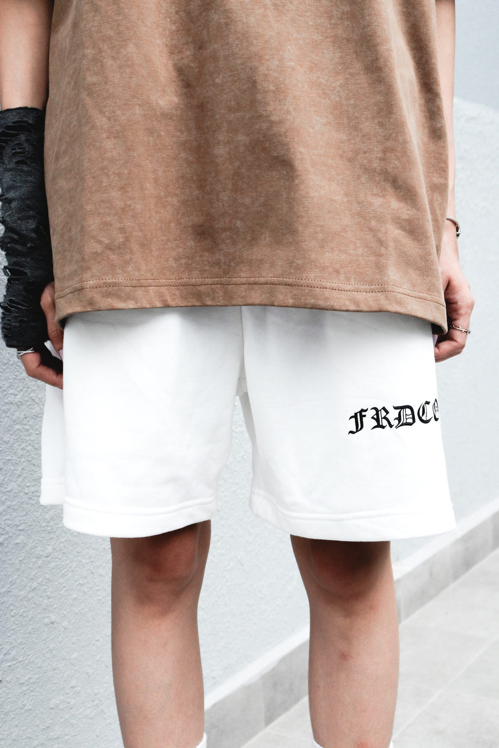 Essential Stoned Logo Pants White
