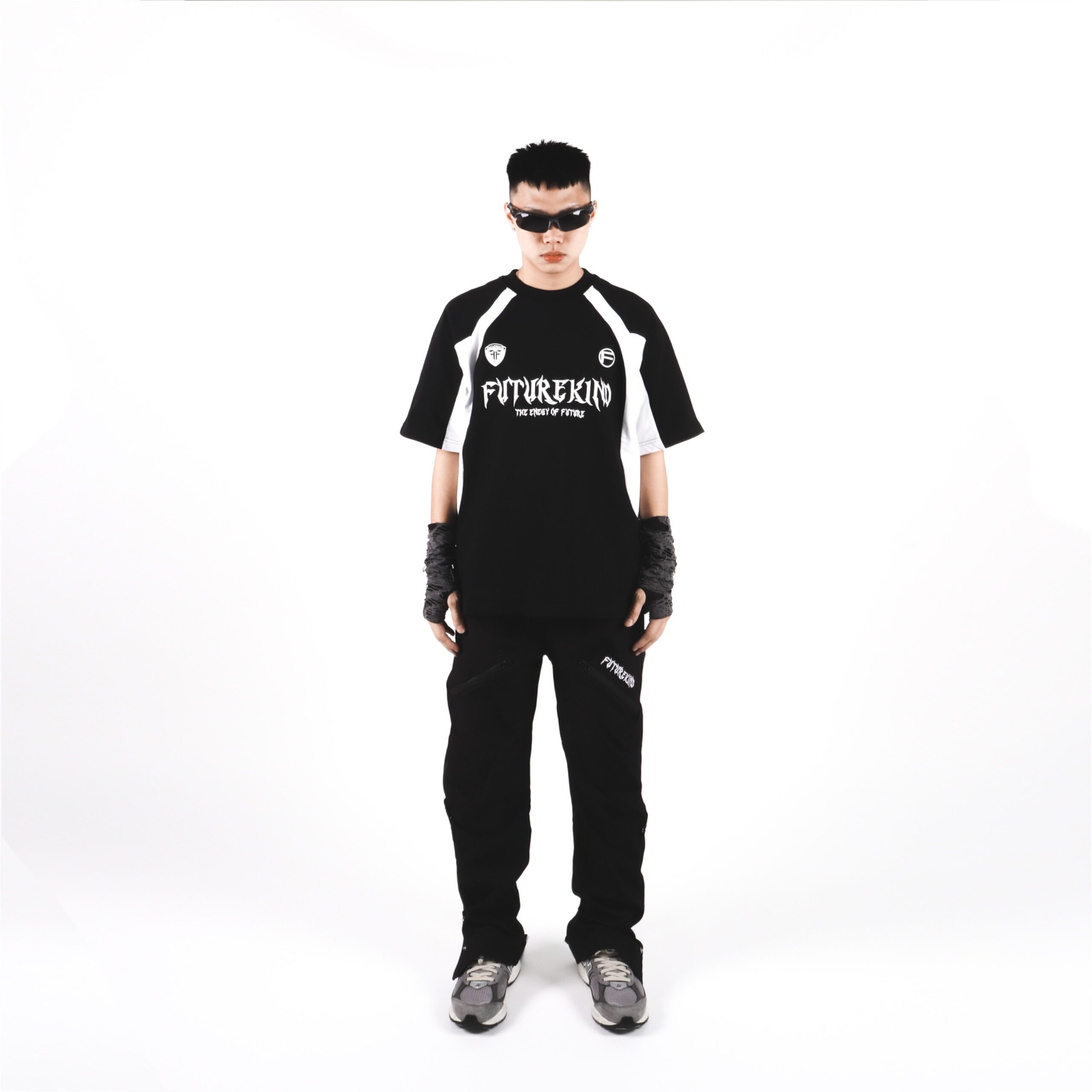 Energy of Future Cargo Pants Black