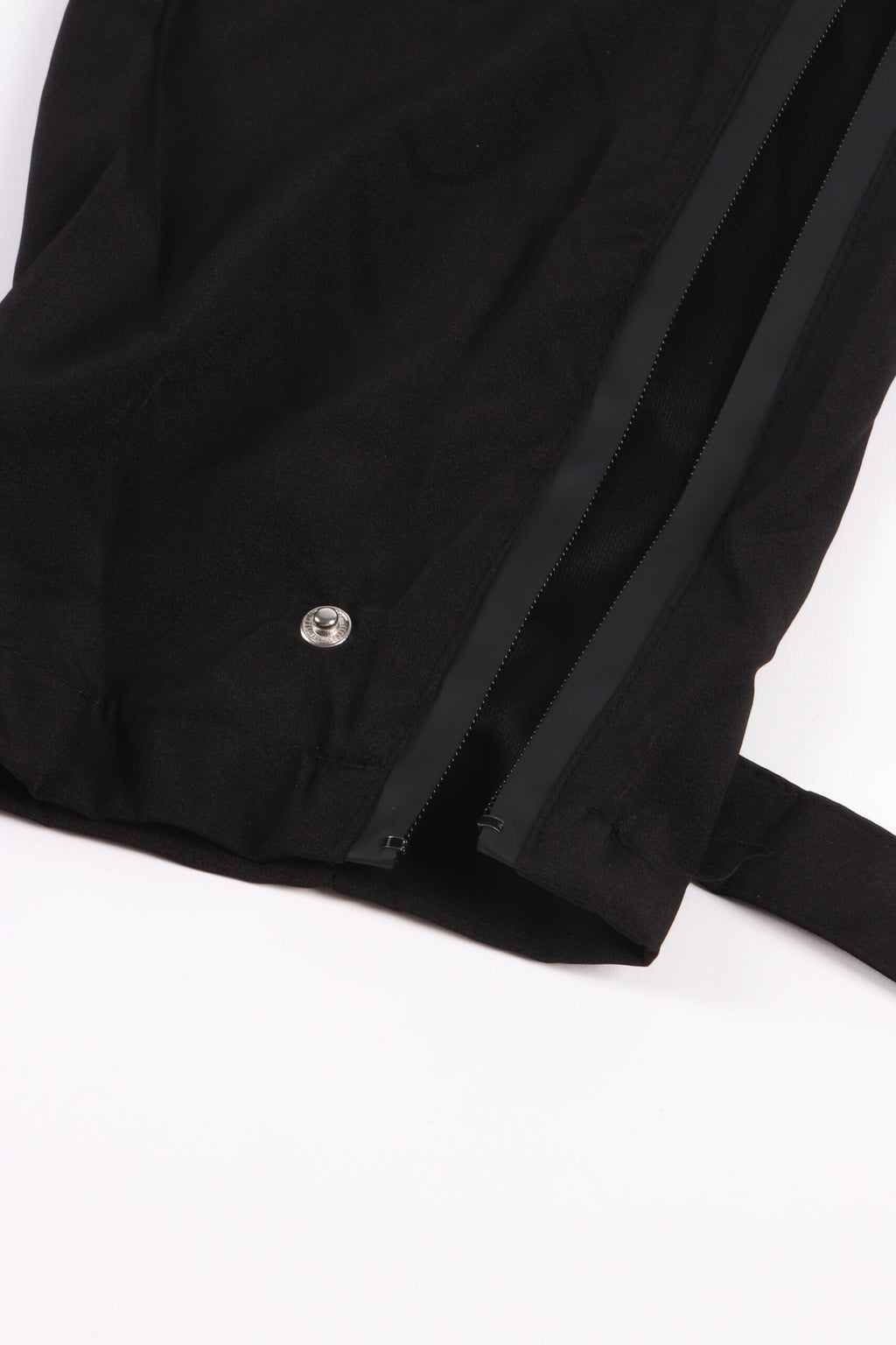 Energy of Future Cargo Pants Black