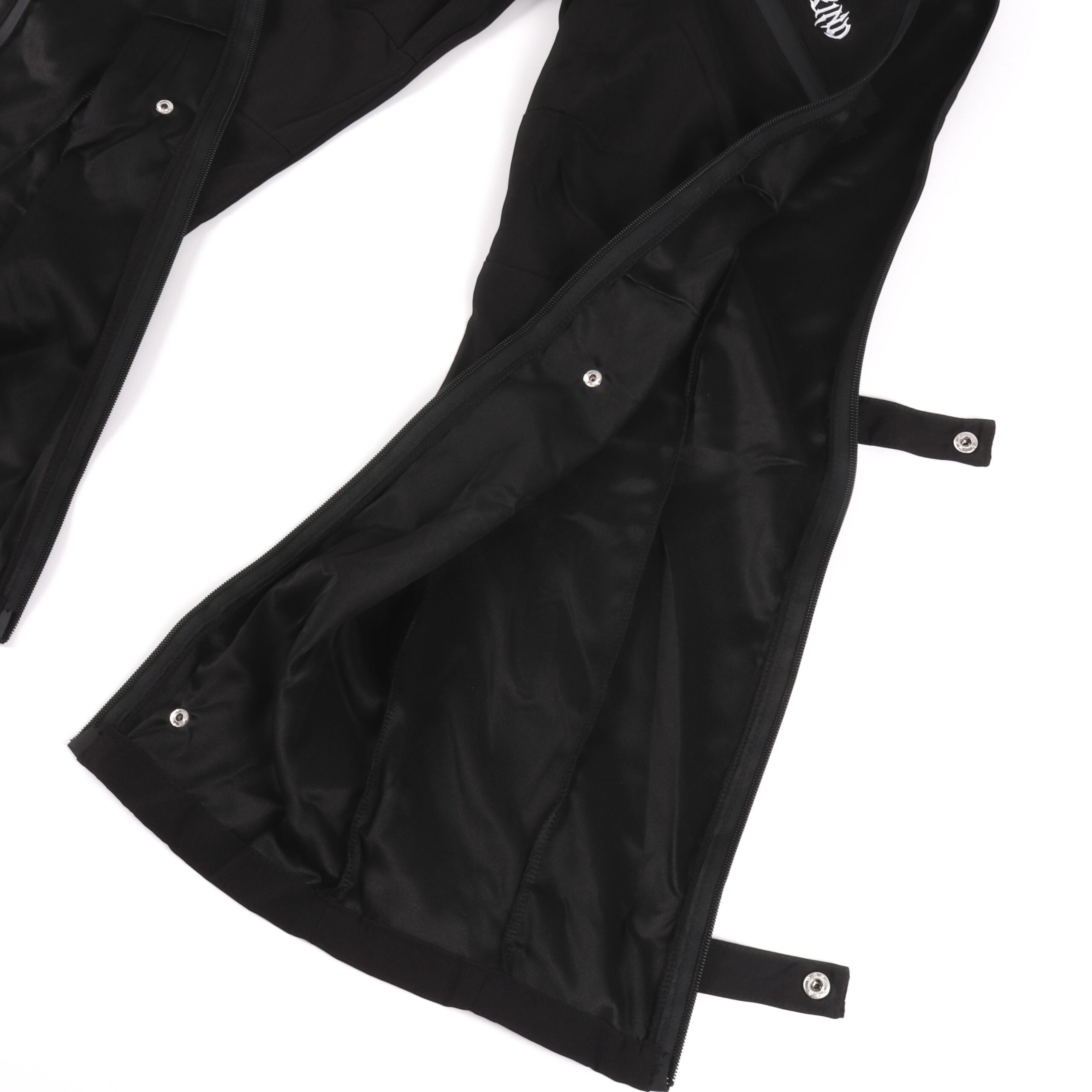 Energy of Future Cargo Pants Black