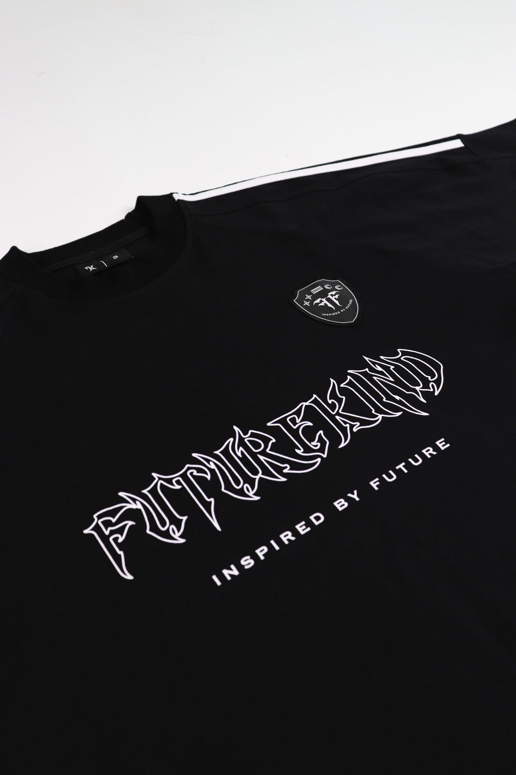 Trap ERA Badges Logo Tee Black