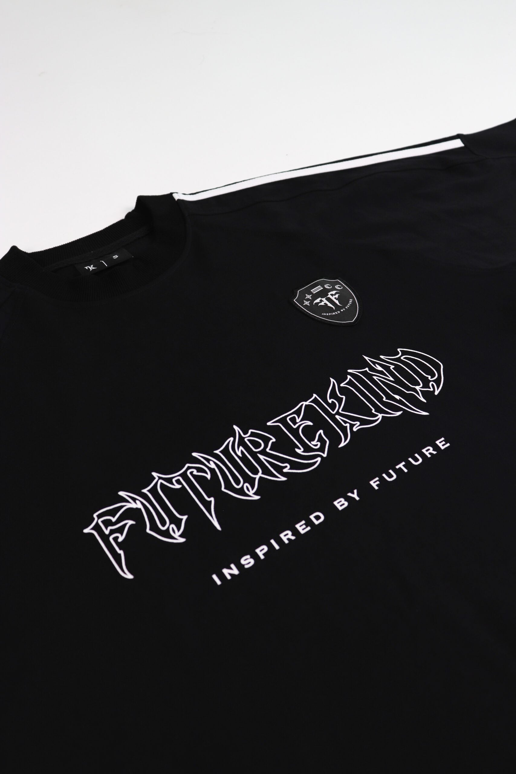 Trap ERA Badges Logo Tee Black