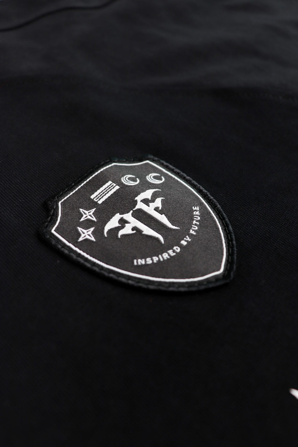 Trap ERA Badges Logo Tee Black