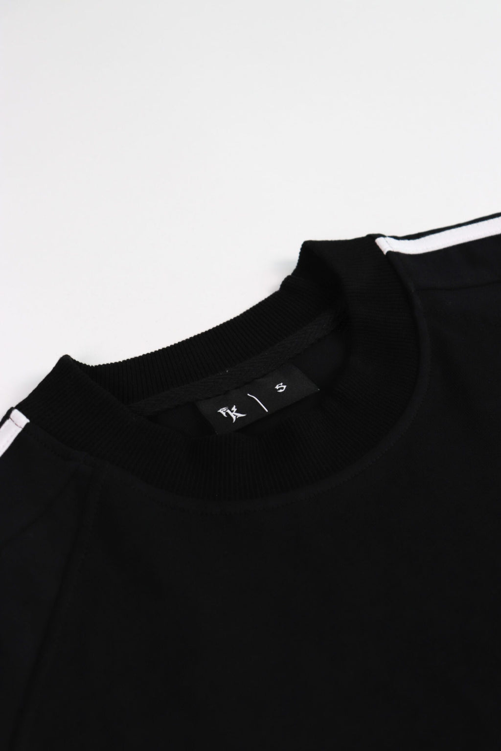 Trap ERA Badges Logo Tee Black