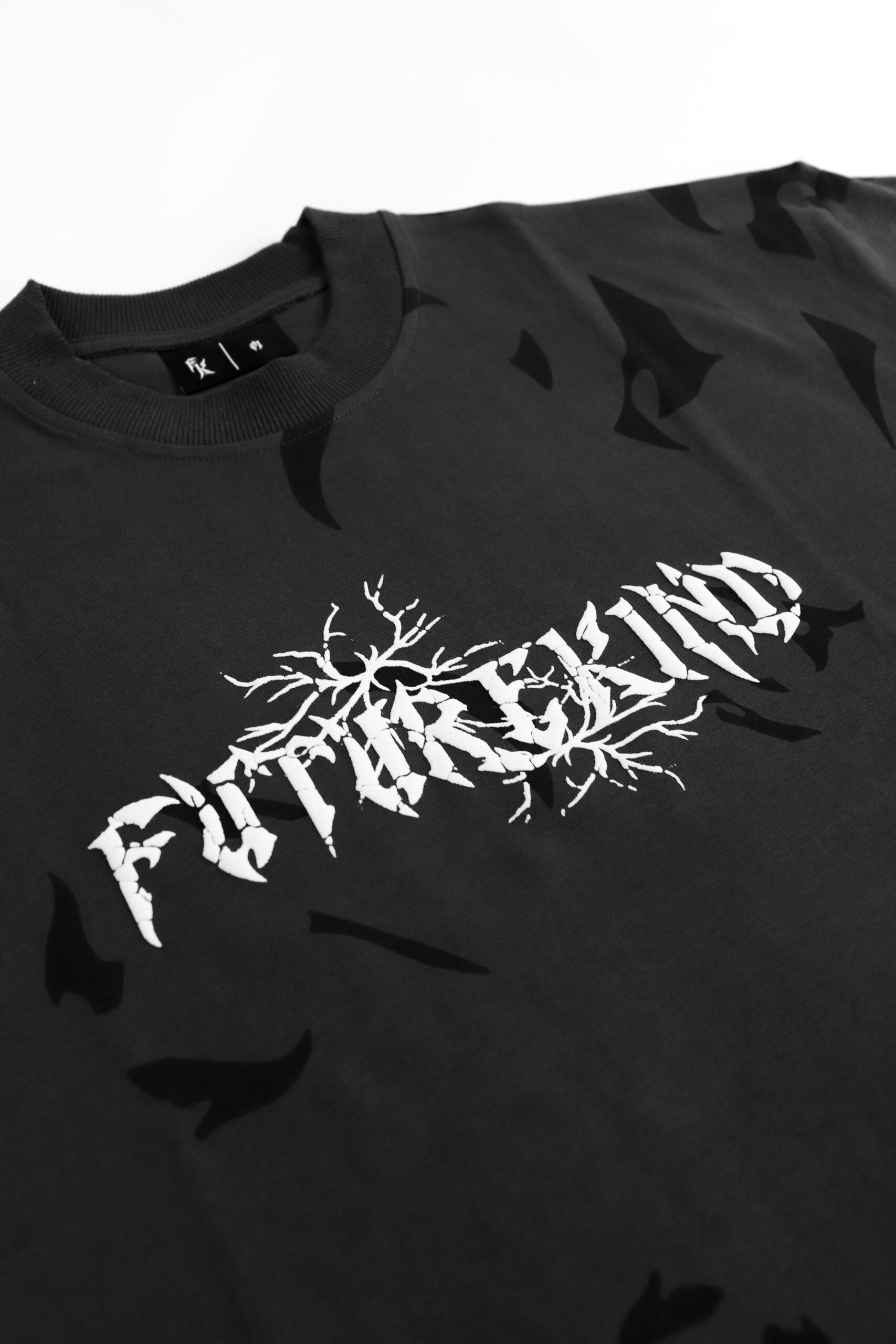 Time Crack Essential Tee Grey