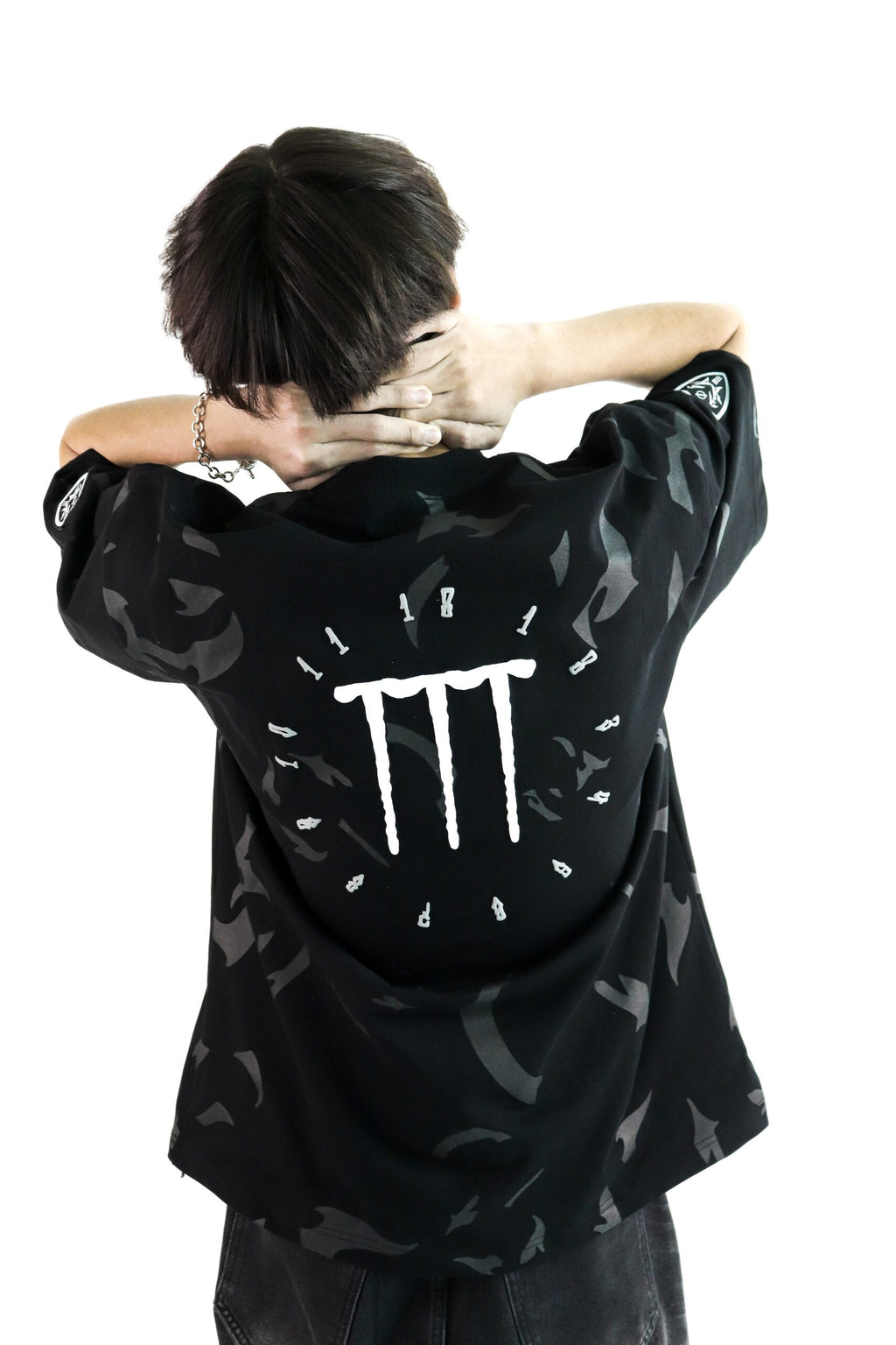 Time Crack Double Badges Tee Black