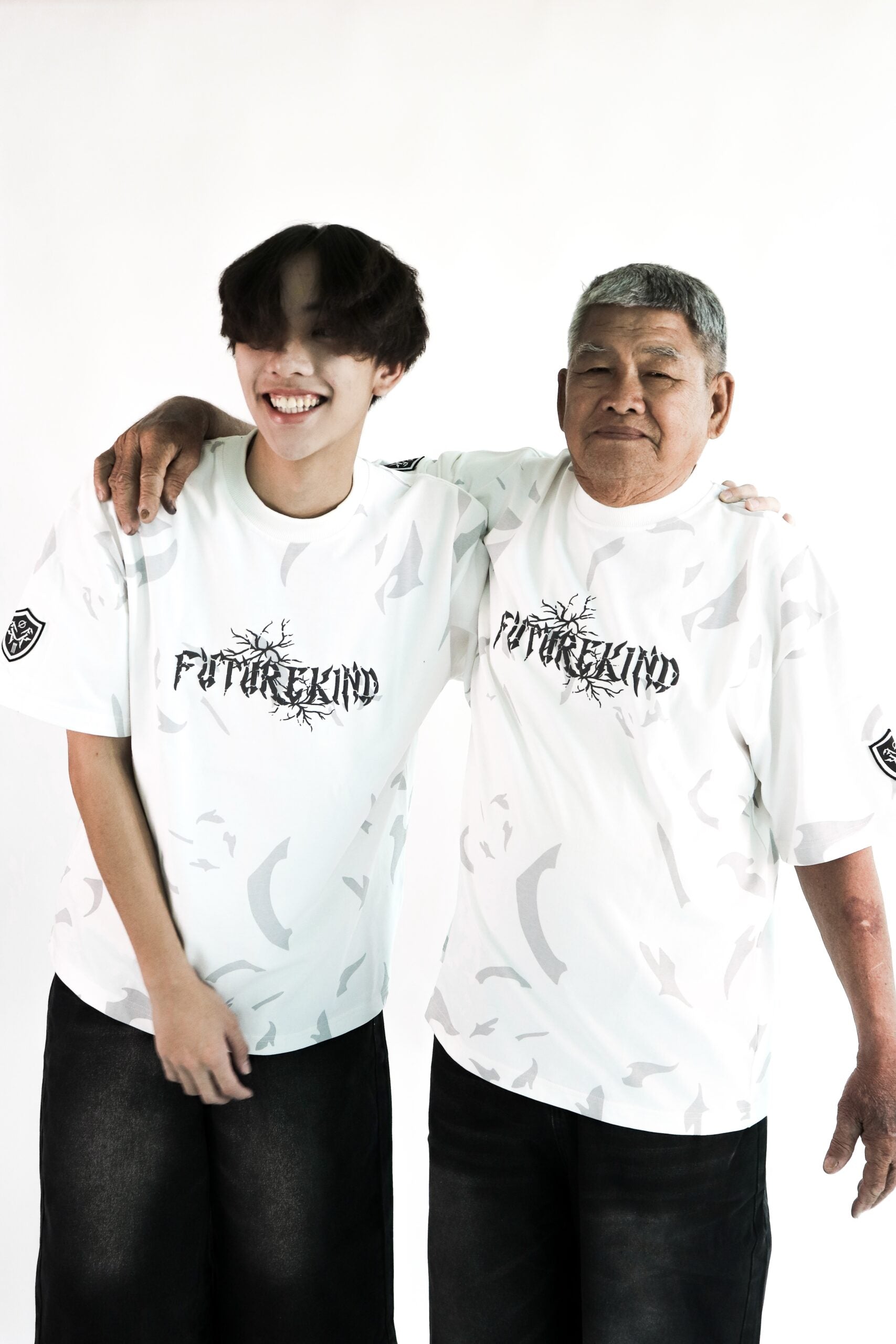 Time Crack Double Badges Tee White