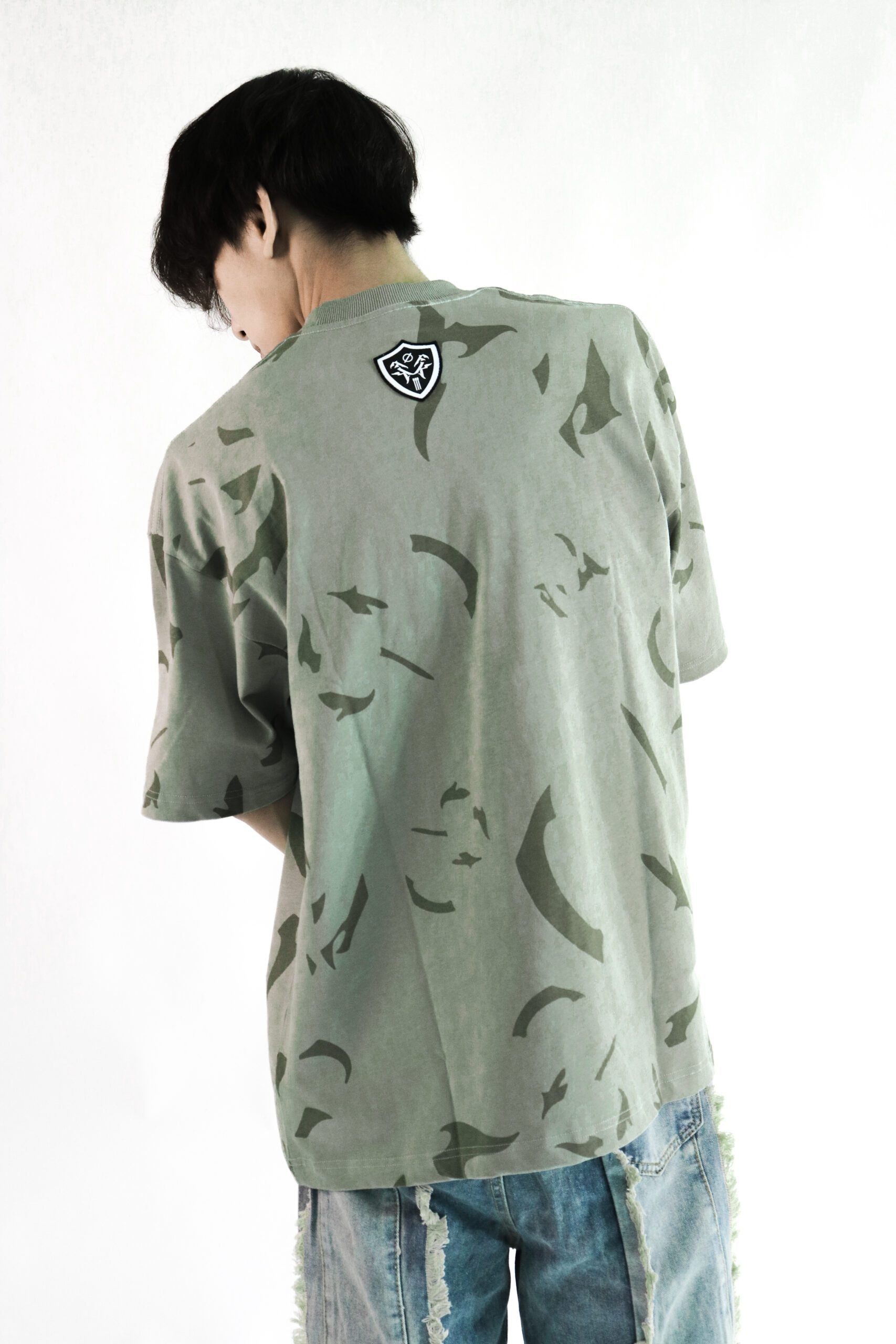 Time Crack Essential Tee Green