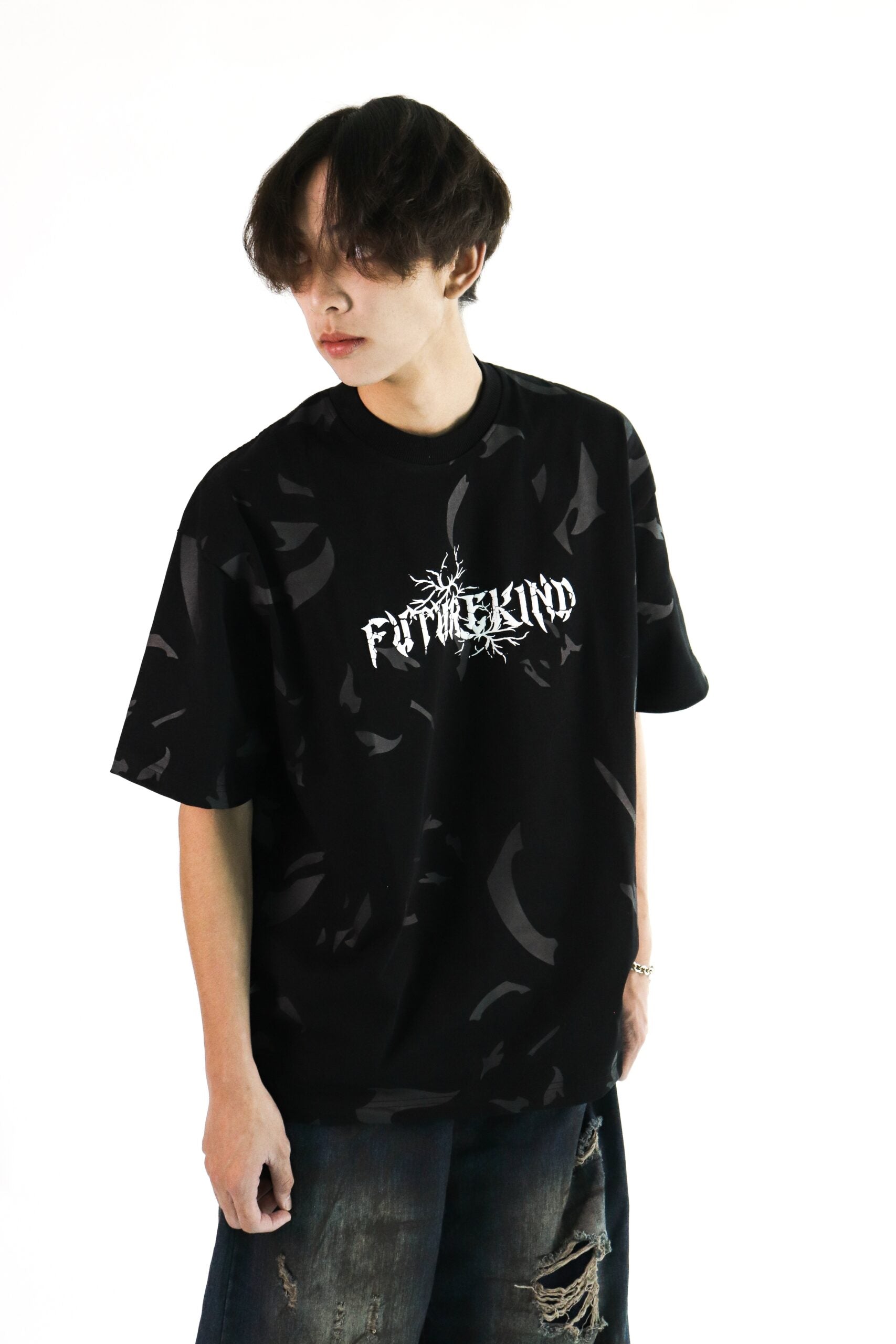 Time Crack Essential Tee Black
