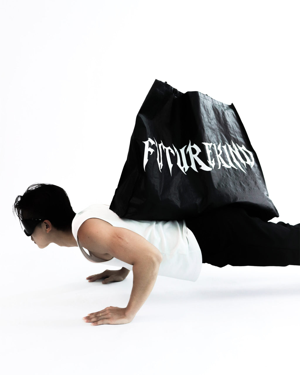 Essential Logo Bulky Bag