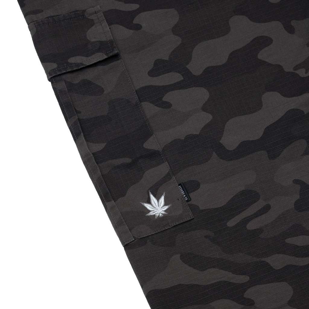 Force : Camo Cargo Black
