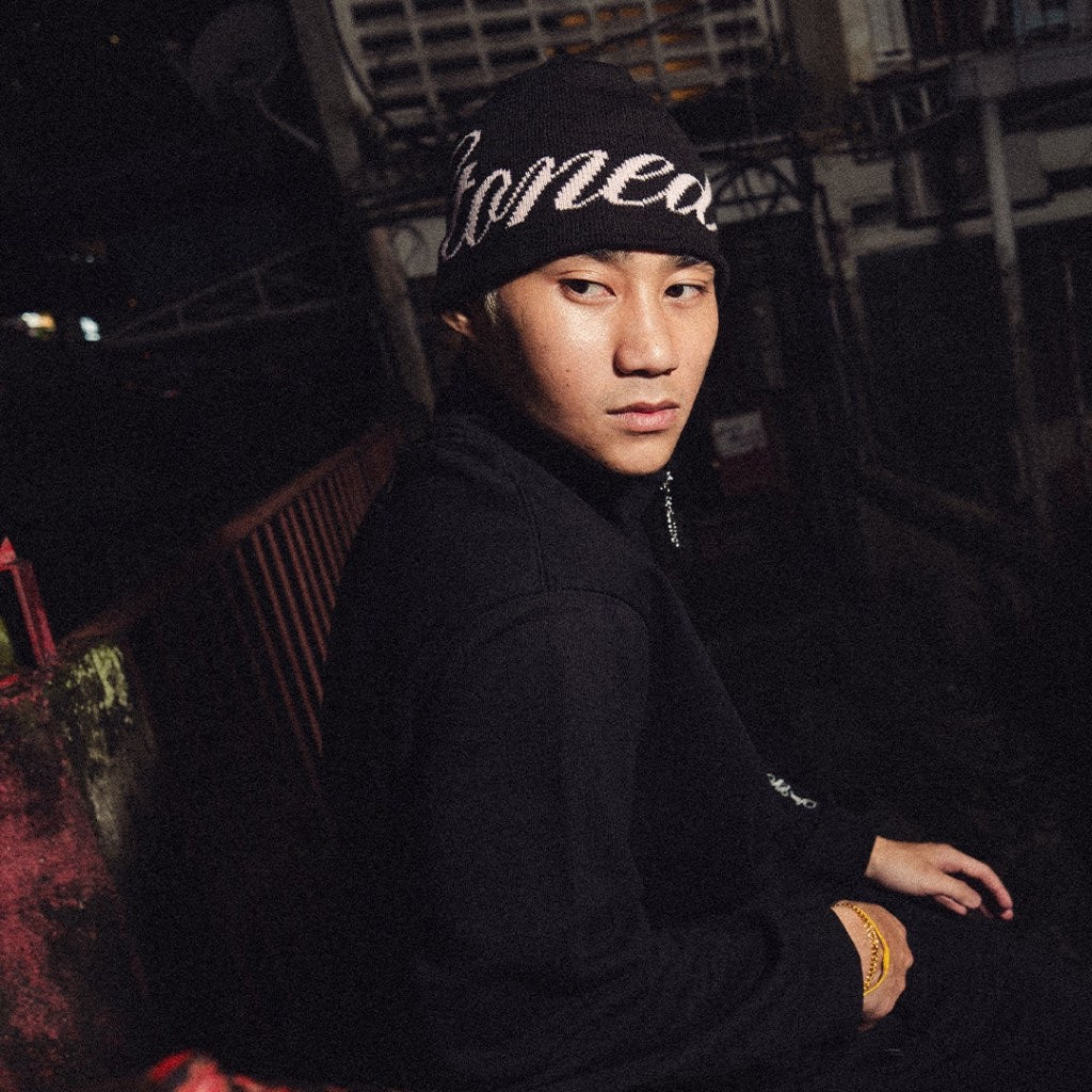 Stoned&Co ATC : Cursive Beanie Black Pink