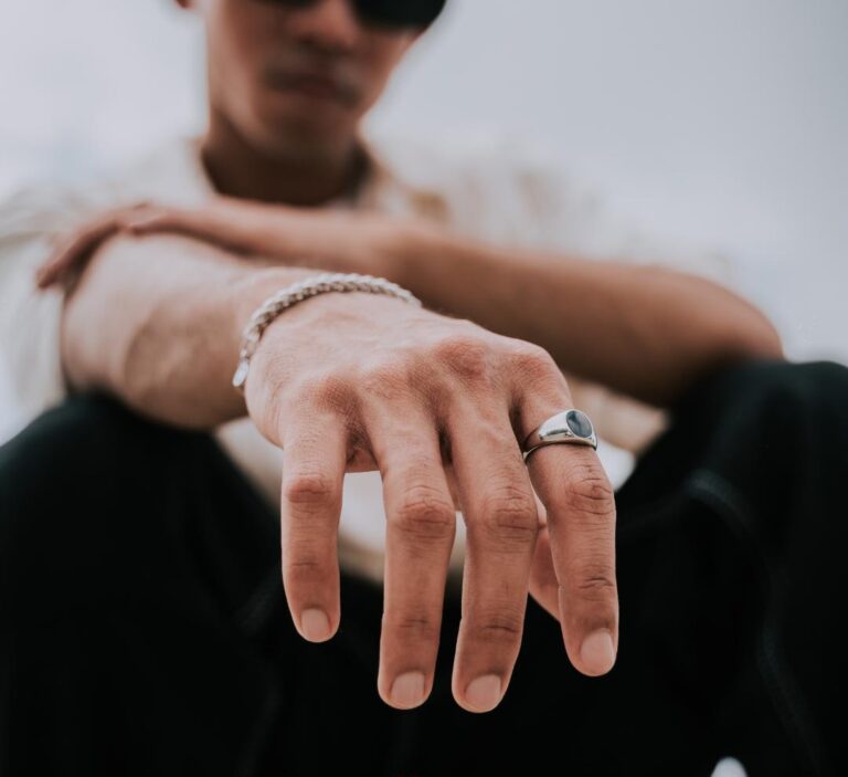 Onyx Stone Ring (Silver)