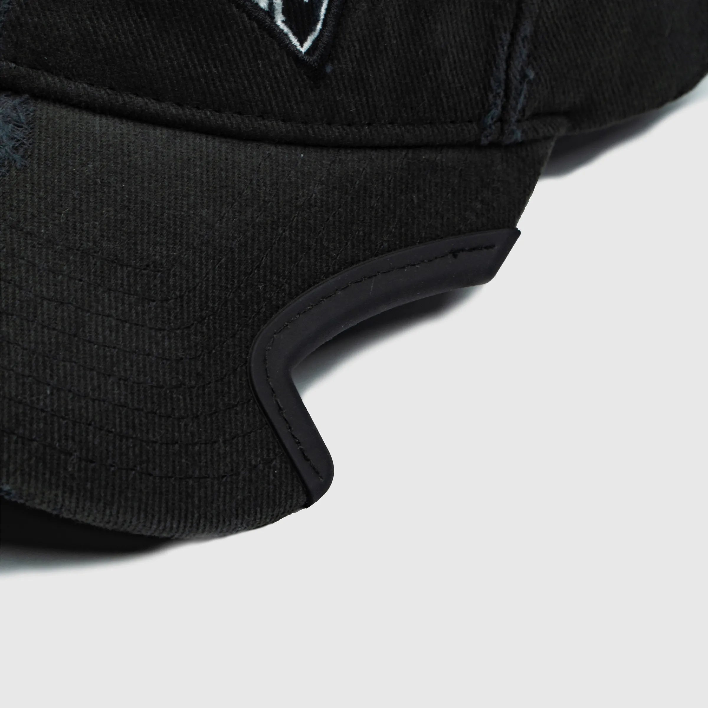 Distressed Logo Cap Black
