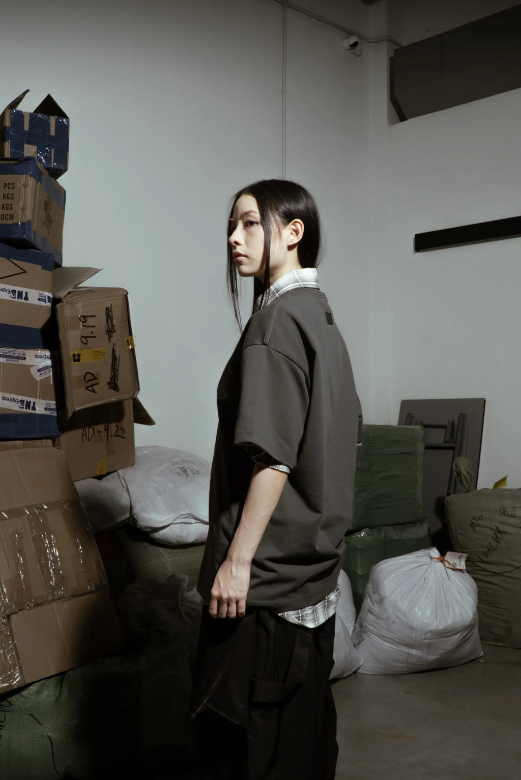 Smoke Logo Tee Off Black