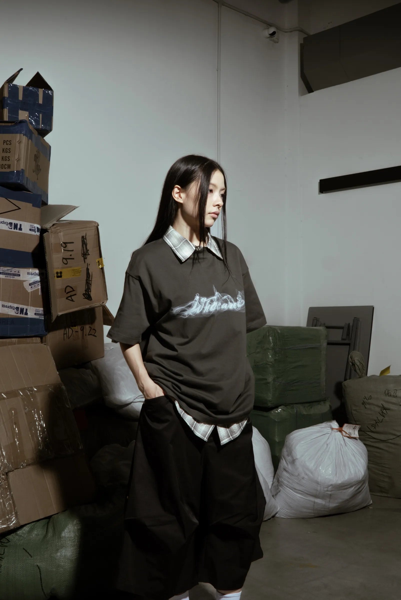 Smoke Logo Tee Off Black