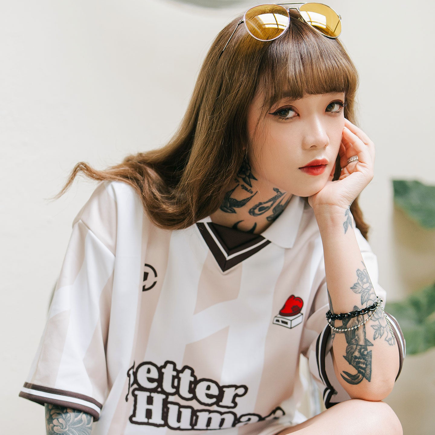 Better Human Playmaker Oversized Jersey Beige
