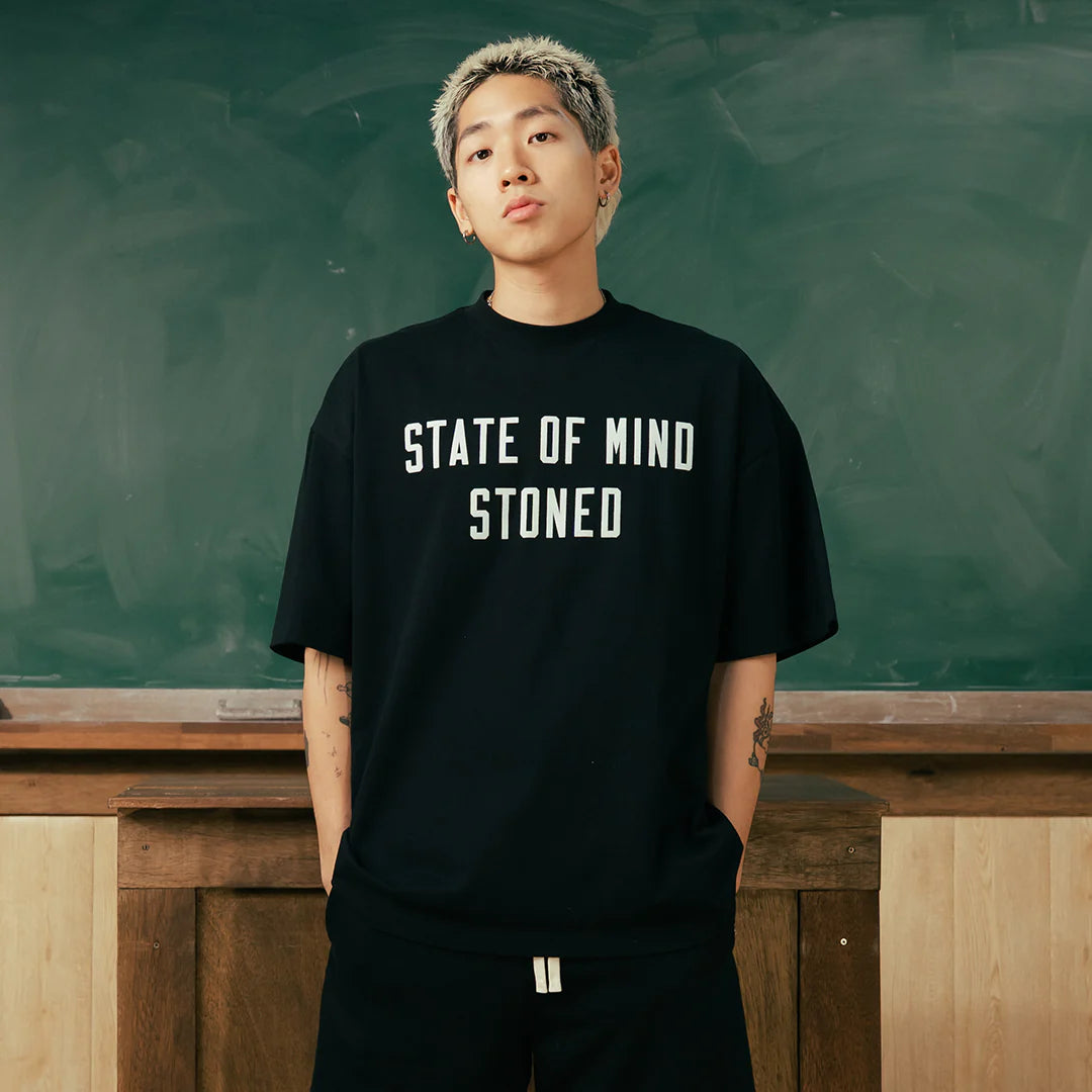 Originals V2 : Black White Tee