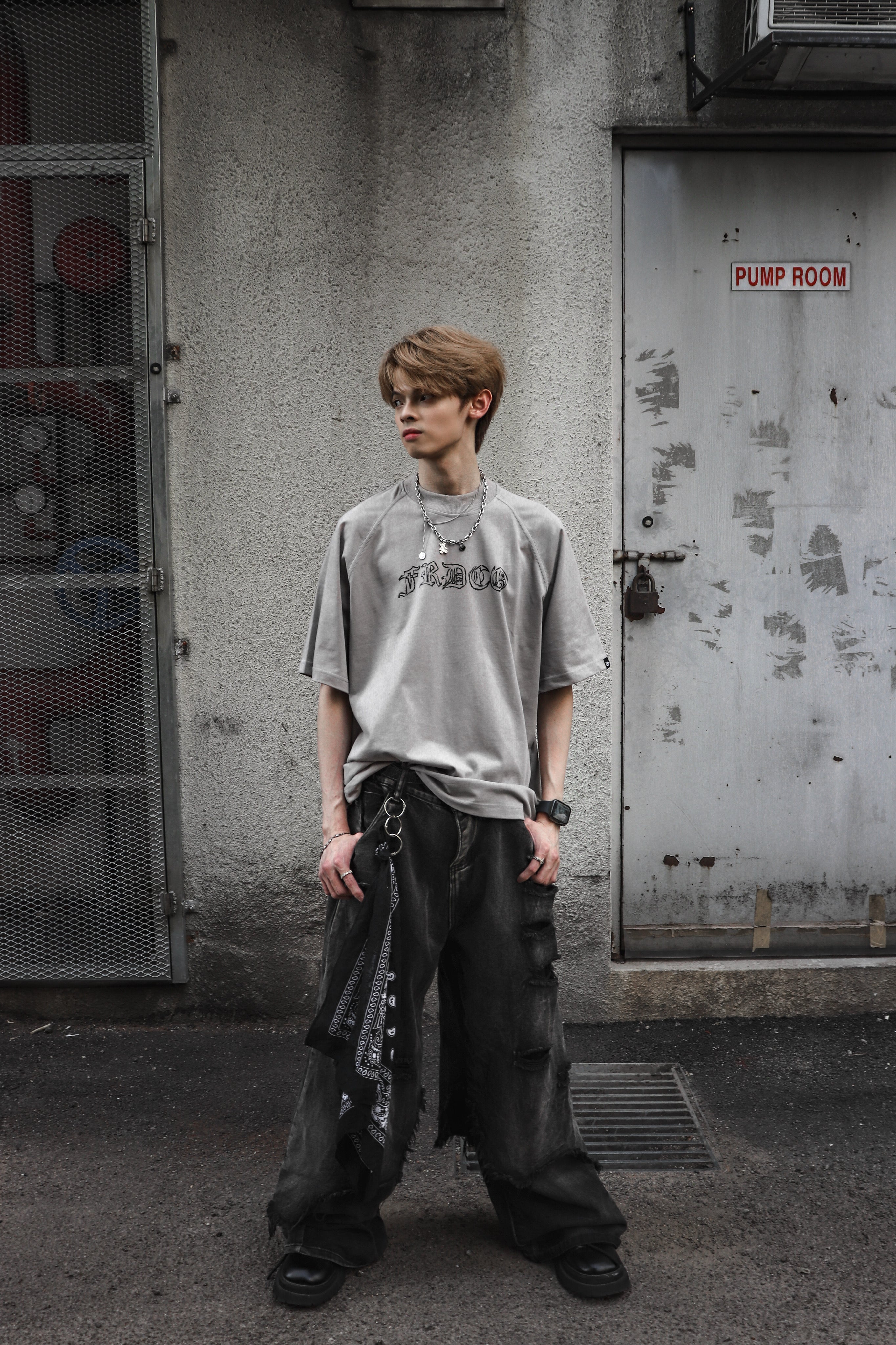 Guardian Essential Tee Grey