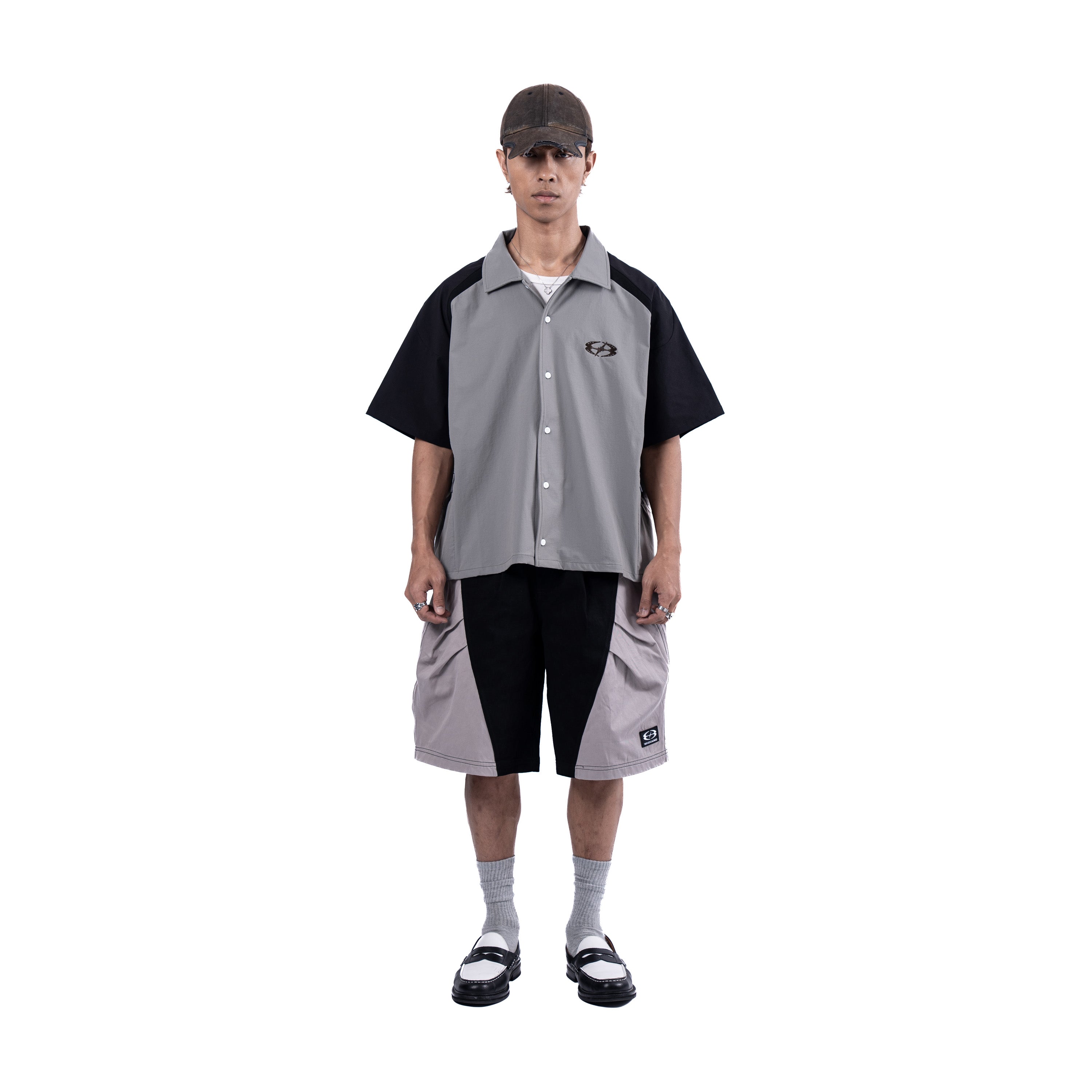 U8 Boxy Shirt Black Grey