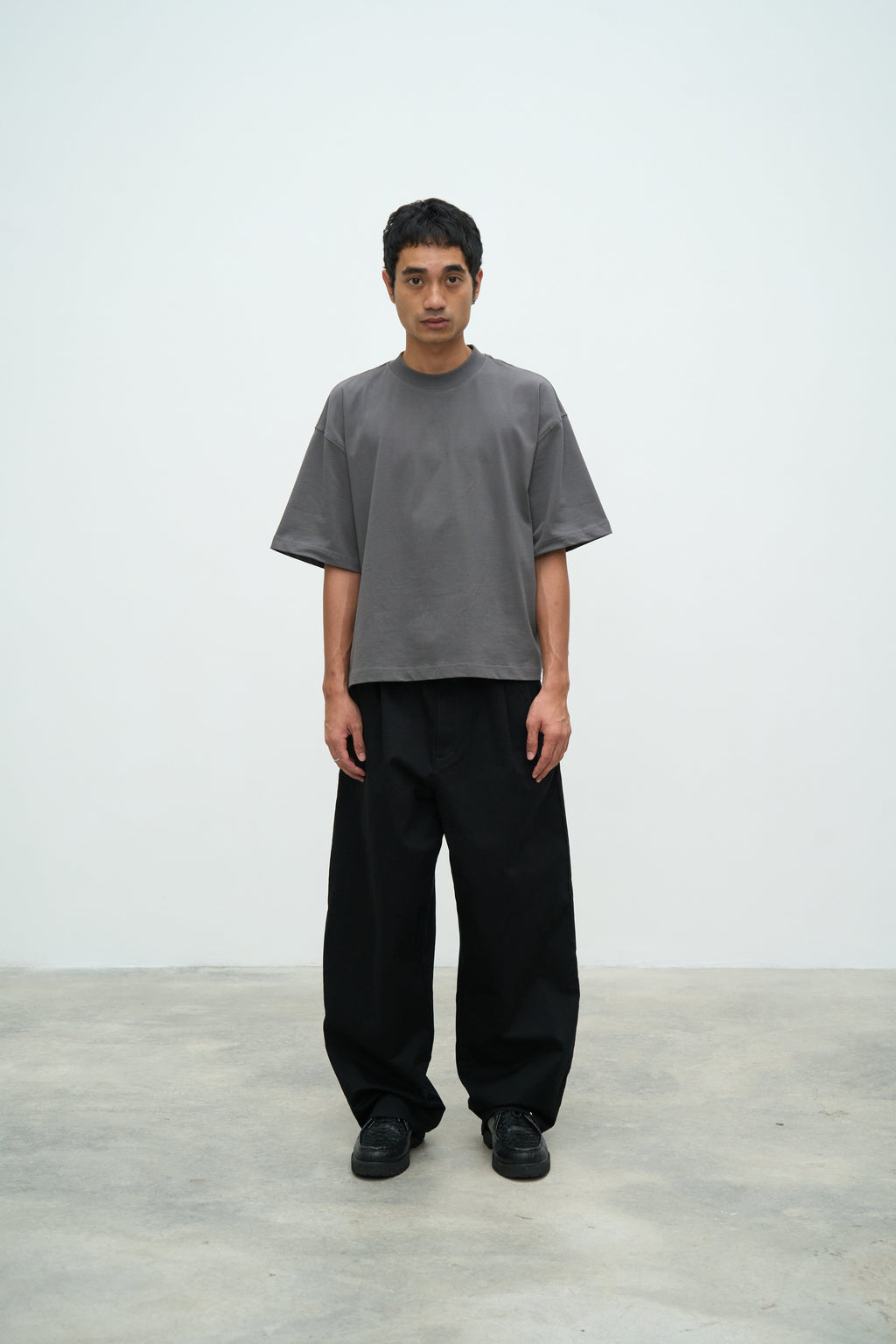 Essential Crop Tee - Grey