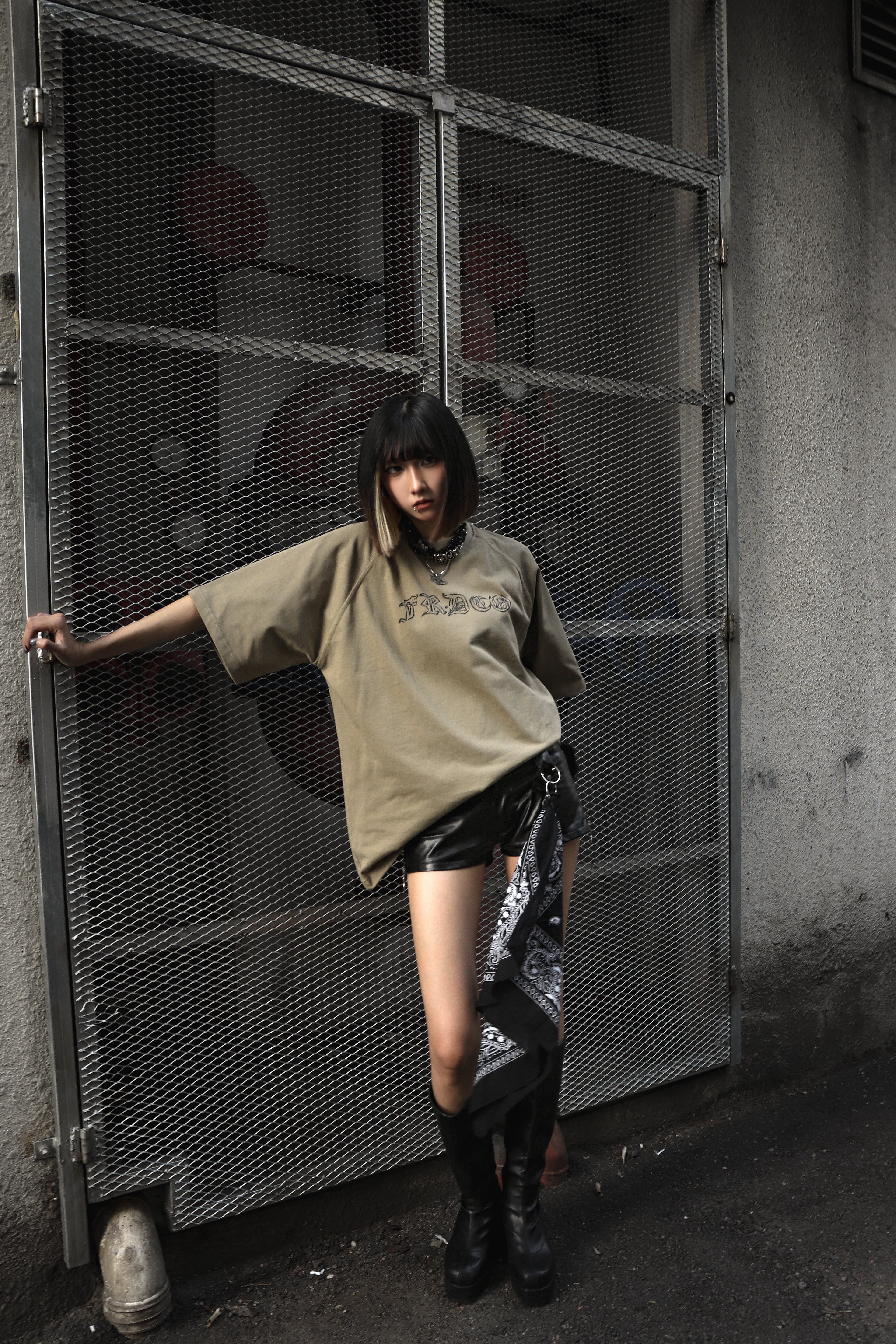 Guardian Essential Tee Khaki