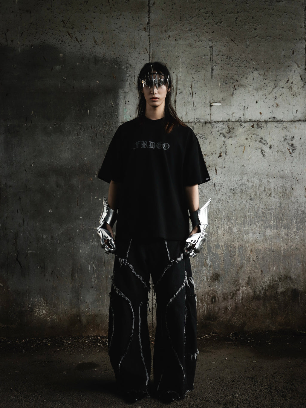Guardian Sword Tee Black