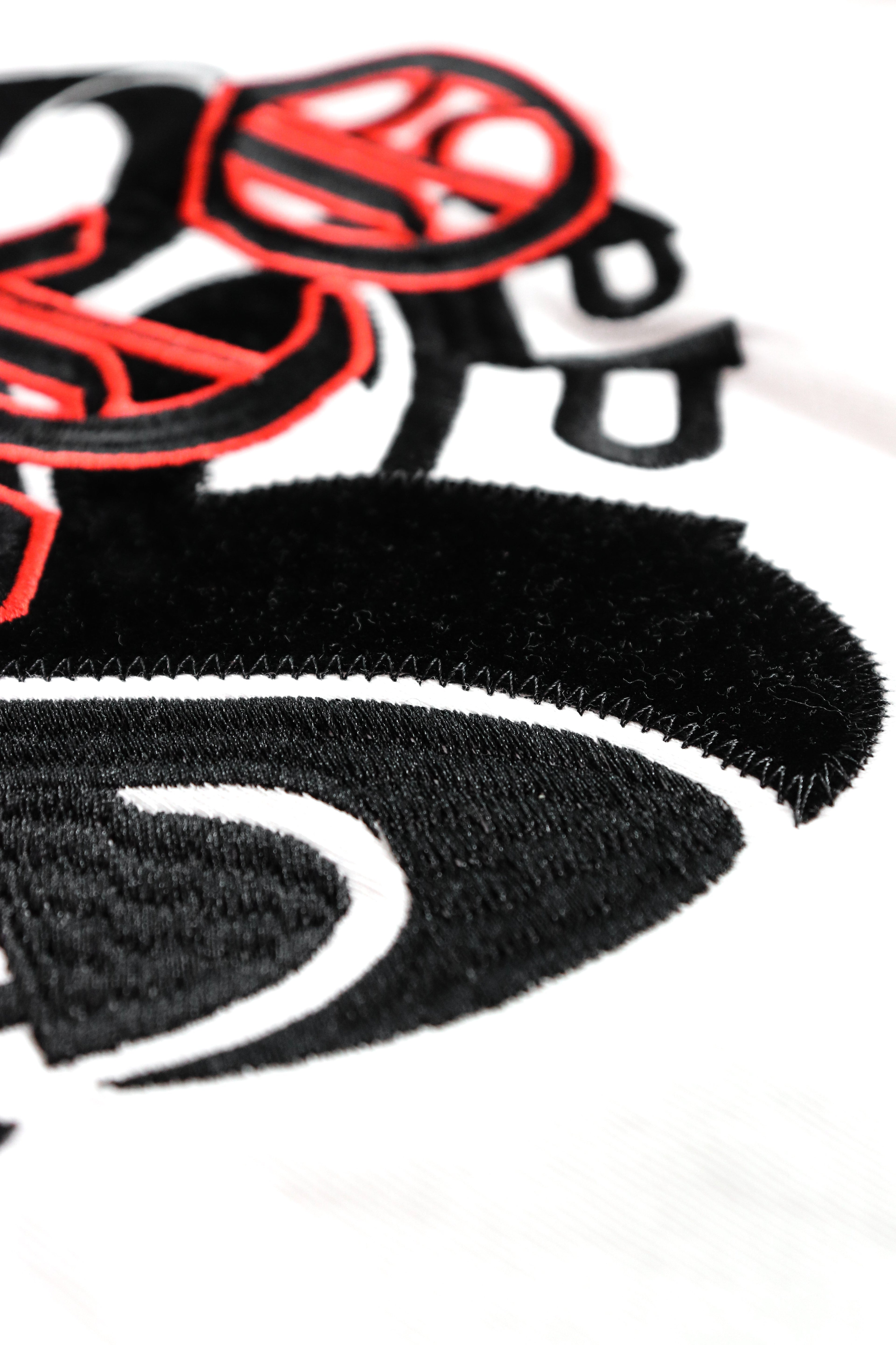 Triple S : Embroidery Snake Tee White