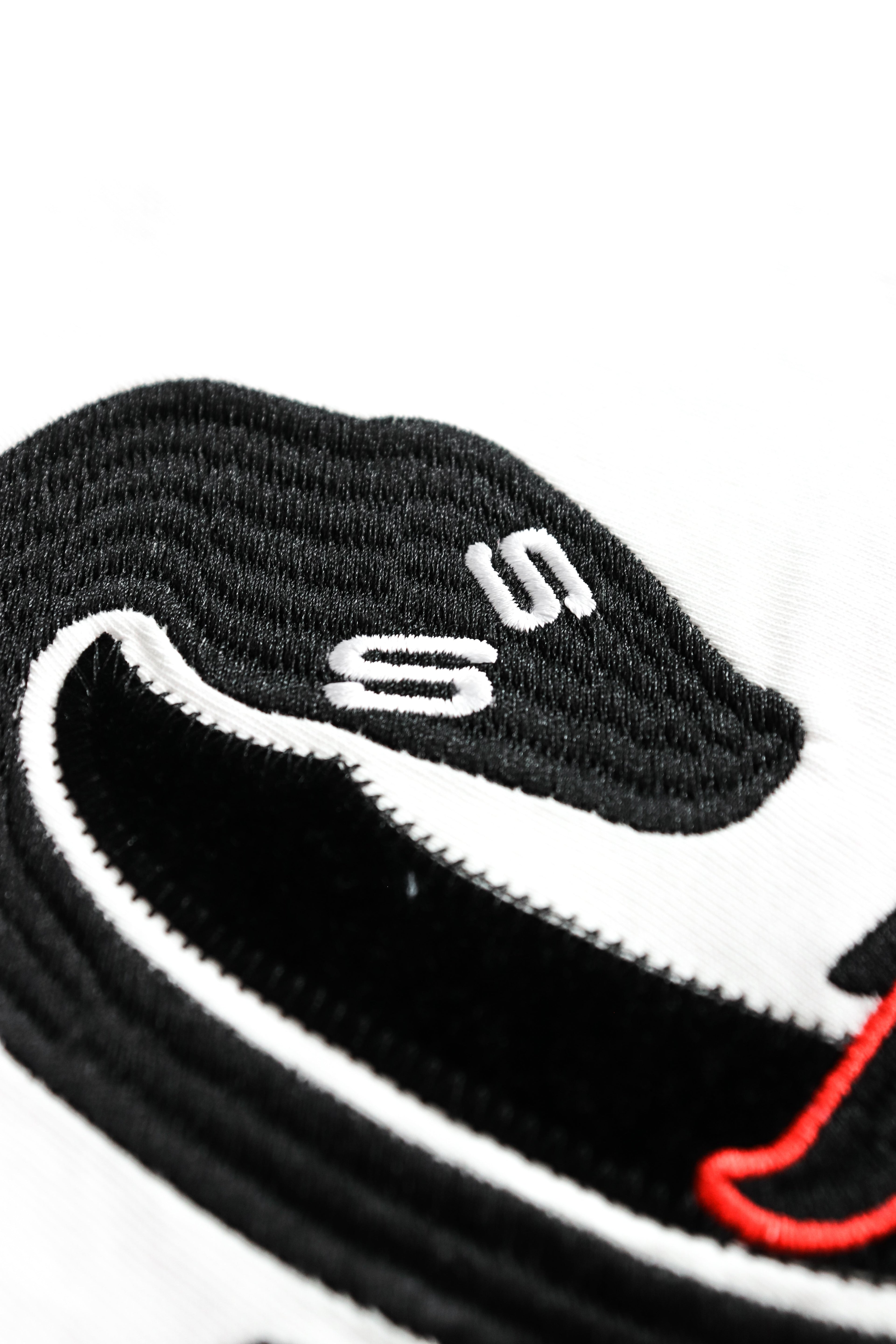 Triple S : Embroidery Snake Tee White
