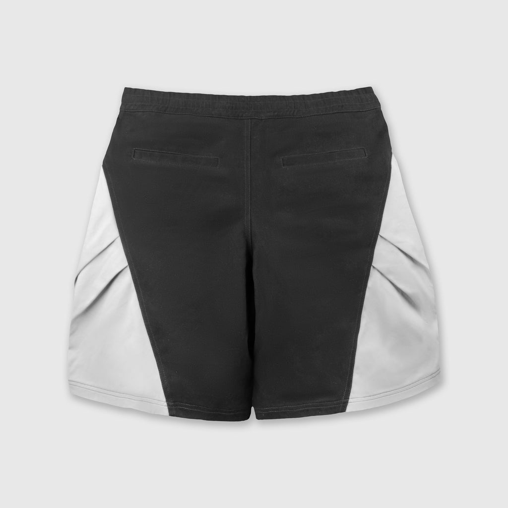 Double Pleats Shorts Black