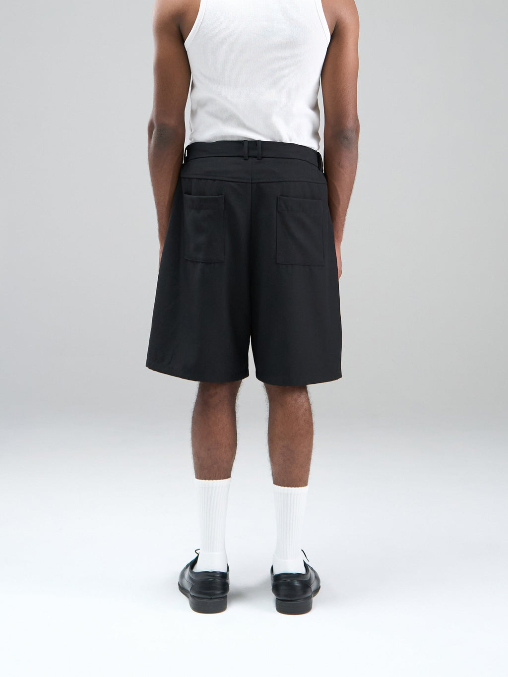 Structured Pleated Shorts - Black