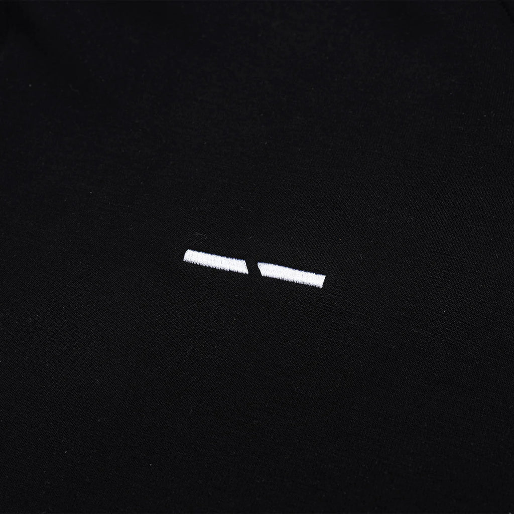 Vertical Signature Broad Tee