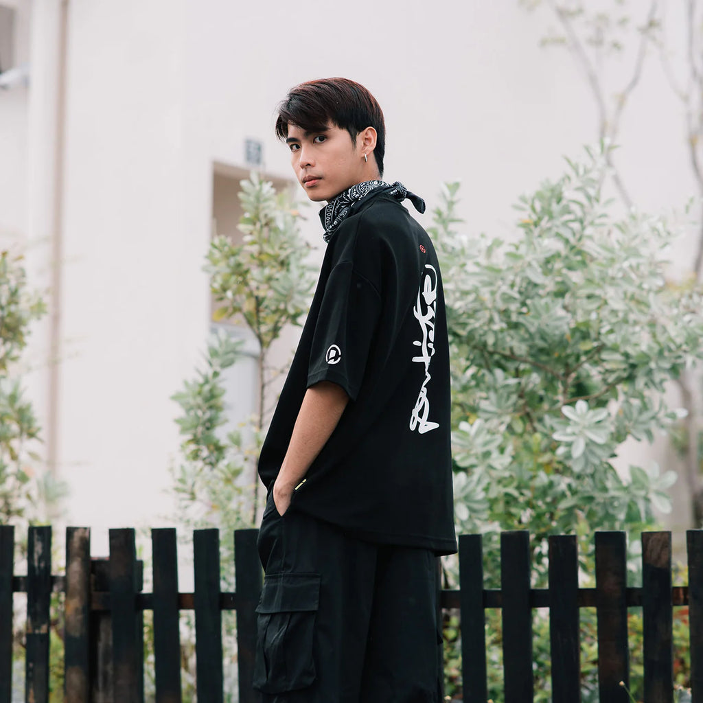 Vertical Signature Broad Tee