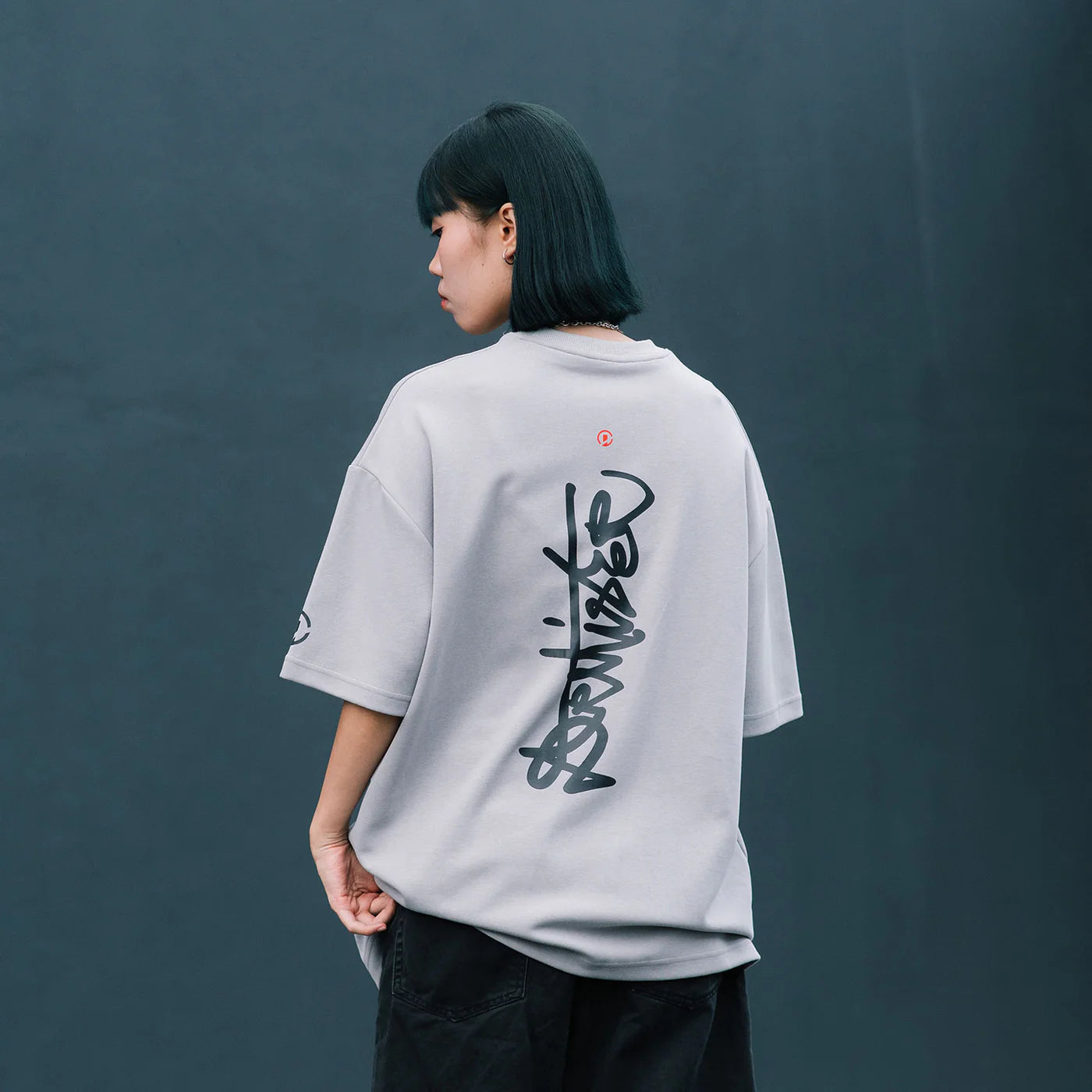 Vertical Signature Broad Tee