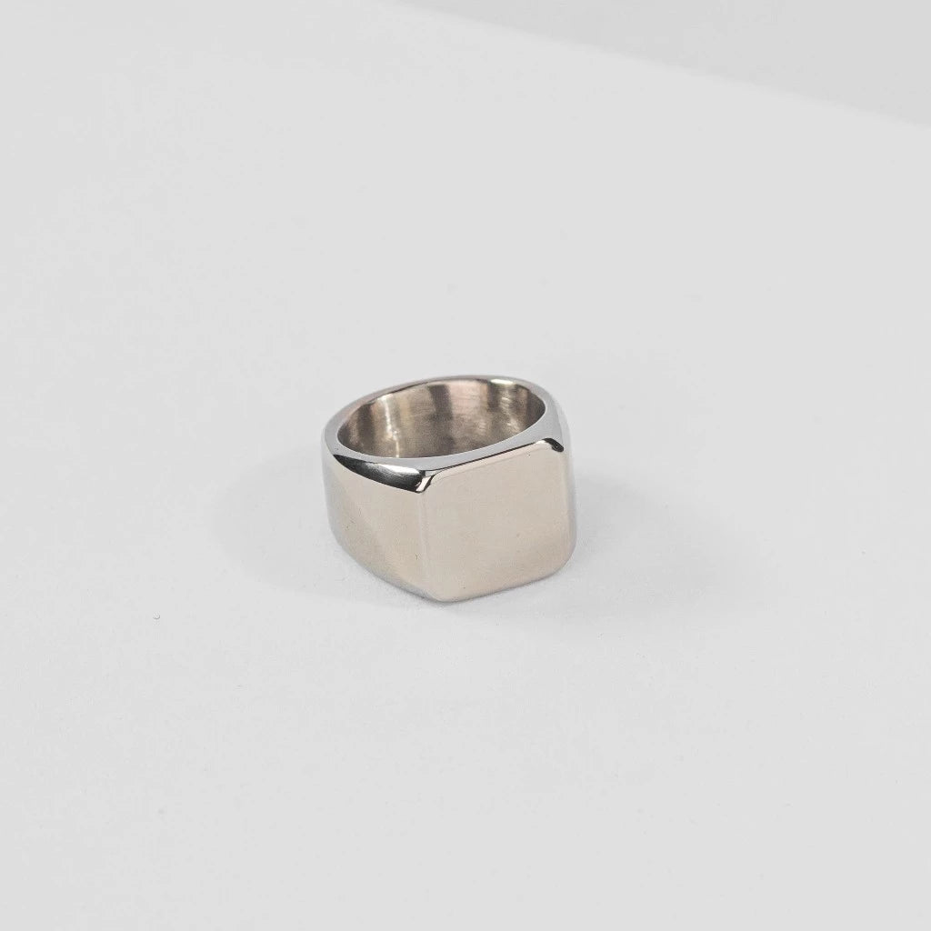 Plain Signet Ring (Silver)