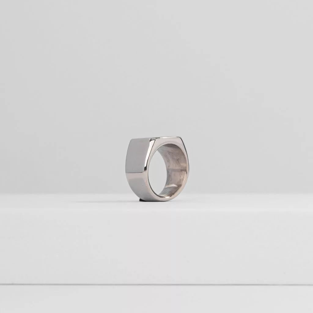 Plain Signet Ring (Silver)