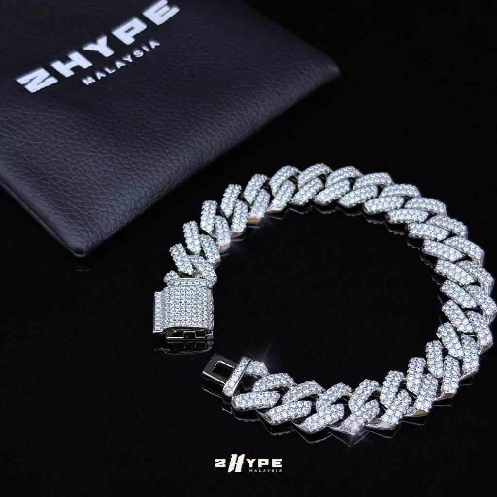 Iced-Out Prong Cuban Link Bracelet 13mm